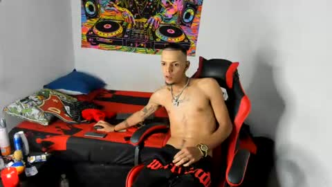 johan_and_antonella online show from August 15, 1:31 am