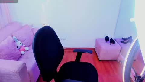 Johana online show from June 10, 6:36 pm