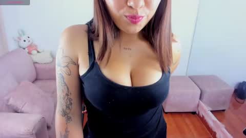 Johana online show from July 24, 9:29 pm