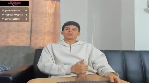 john_ssnow29 online show from August 2, 12:12 pm