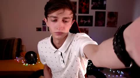 john_winx online show from May 5, 11:34 am