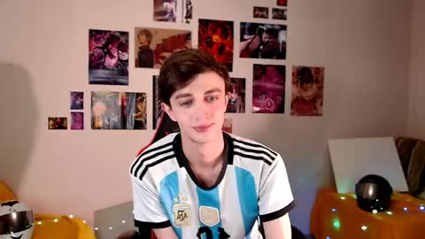 john_winx online show from May 22, 9:39 pm