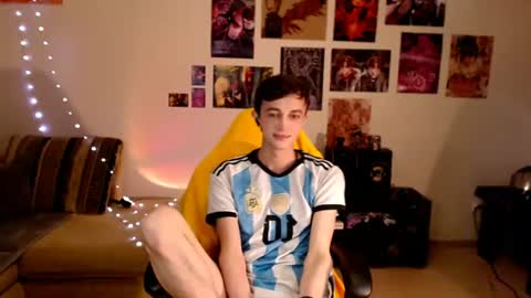 john_winx online show from June 28, 6:33 pm