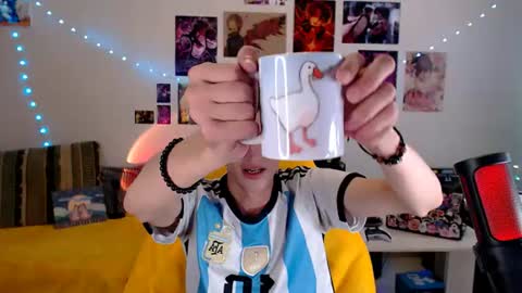 john_winx online show from August 18, 8:42 am