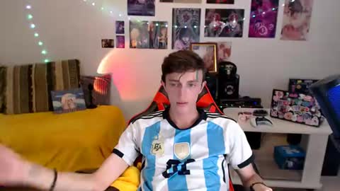 john_winx online show from August 18, 12:00 pm