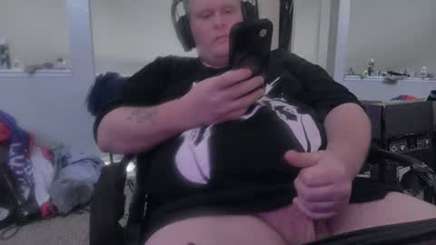 johnfernandez784 online show from July 12, 10:43 am