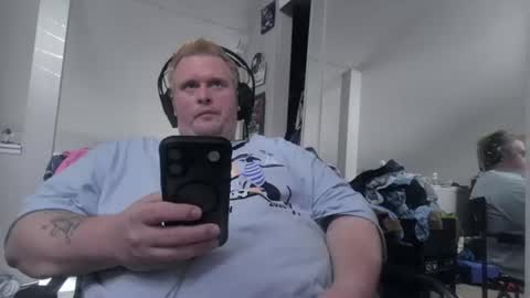 johnfernandez784 online show from July 28, 7:53 pm