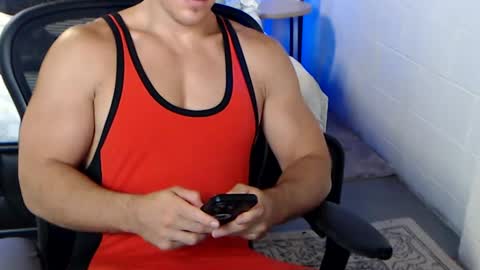 Johnnie Redd online show from August 11, 7:38 pm