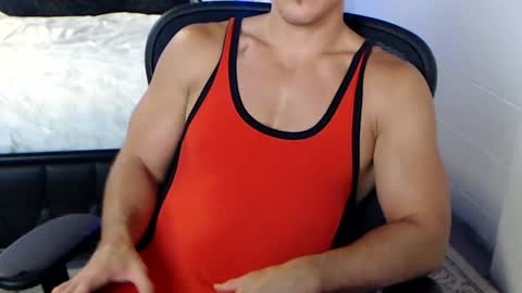 Johnnie Redd online show from August 12, 1:52 am