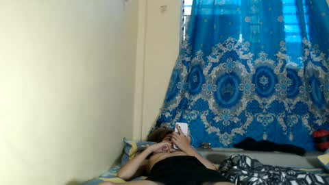 johnny_bigcock69 online show from June 20, 1:05 am