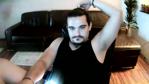 johnnybravovici online show from July 4, 11:18 pm