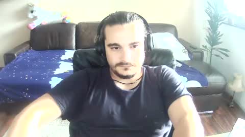 johnnybravovici online show from July 16, 2:40 pm