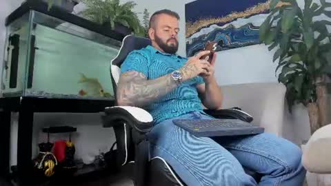 JOHNNY online show from August 4, 1:02 am