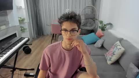 Johnny k. online show from July 19, 7:05 pm