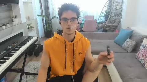 Johnny k. online show from August 15, 11:58 am
