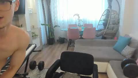 Johnny k. online show from August 15, 3:38 pm