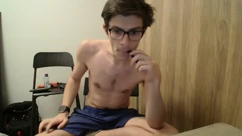 johnresmain online show from April 4, 6:48 pm
