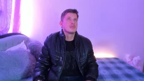 johnycooper08 online show from August 9, 1:12 pm