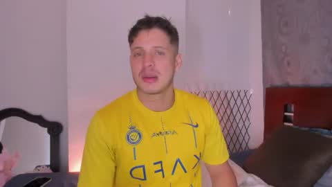 johnycooper08 online show from August 21, 9:59 am