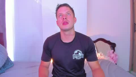 johnycooper08 online show from September 1, 5:47 pm