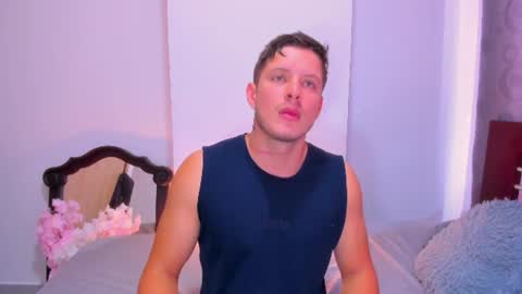 johnycooper08 online show from September 2, 2:19 pm