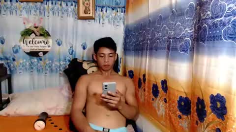 johnydestroyer online show from July 31, 12:39 am