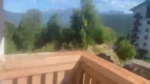 johnyrout online show from August 16, 5:33 am