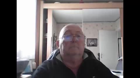 jojo60000529566 online show from June 8, 11:05 am