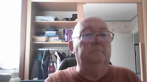 jojo60000529566 online show from June 15, 11:19 am