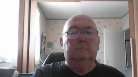 jojo60000529566 online show from June 17, 11:09 am