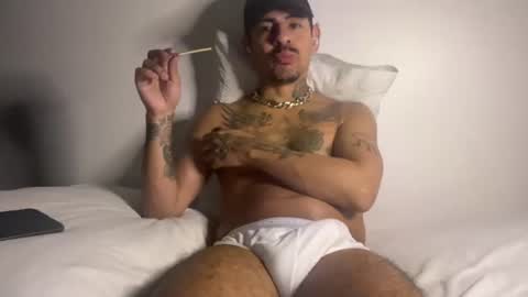 jojoleche online show from August 2, 5:47 am
