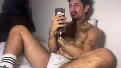 jojoleche online show from August 2, 7:59 am