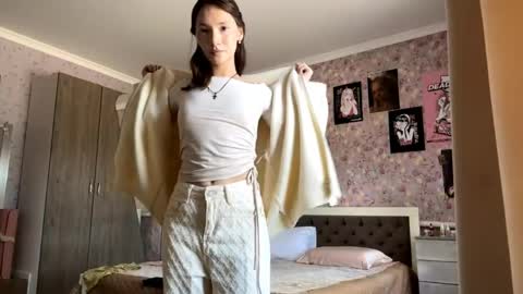 Sakura online show from June 4, 11:47 am