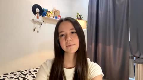 I am Joline ntmuLets hit 10 Thumbs Up together online show from June 10, 2:57 pm