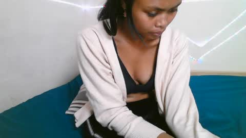 jolienasexi online show from August 10, 8:10 pm