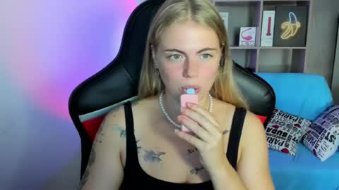 Jolly online show from August 14, 3:54 am