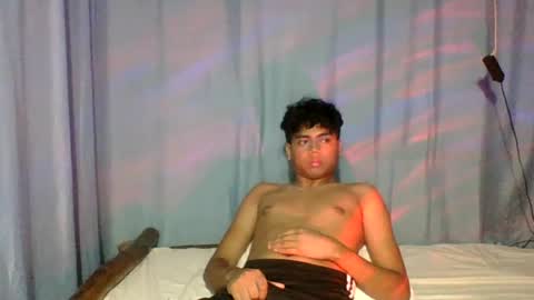 deb online show from August 15, 12:53 pm
