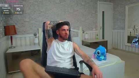 JonahShaw online show from August 12, 3:31 am