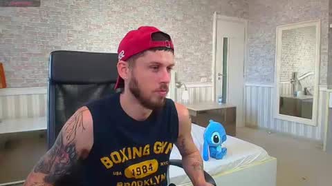 JonahShaw online show from August 14, 5:55 am