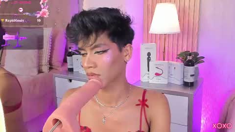 Jonas  online show from August 15, 7:34 am
