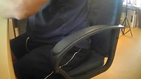Adi online show from August 16, 1:37 pm