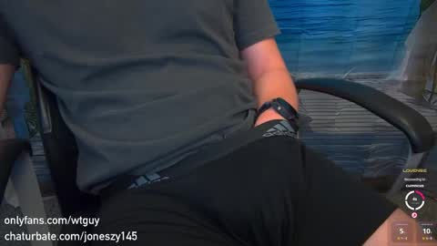 WhteGuy online show from April 15, 4:19 am