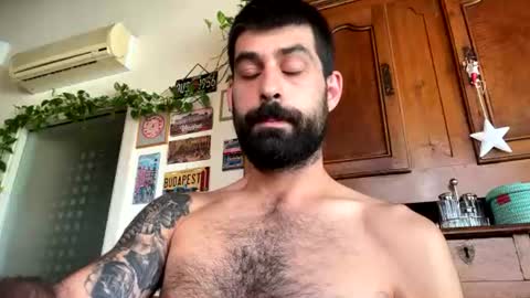 jonnibravo1597 online show from August 1, 7:14 am