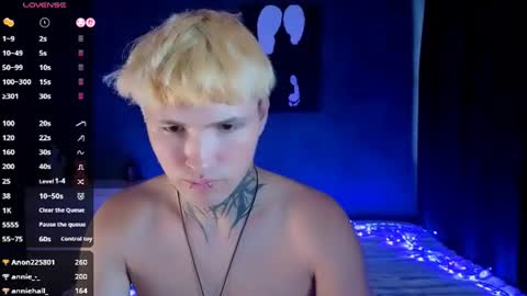 Jonny online show from August 4, 1:30 pm