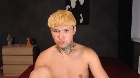Jonny online show from August 10, 1:18 am