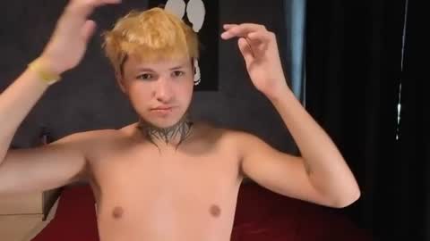 Jonny online show from August 11, 11:12 am