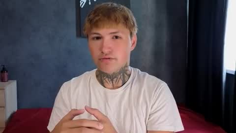 Jonny online show from August 18, 8:53 am