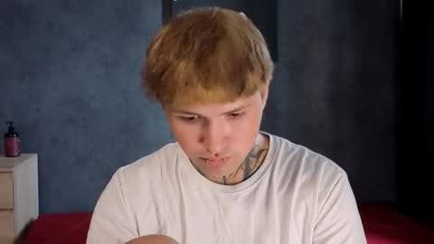 Jonny online show from August 18, 9:59 am