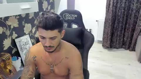 jonnyporn1 online show from September 1, 2:56 am