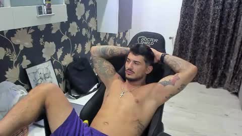 jonnyporn1 online show from September 2, 12:45 am
